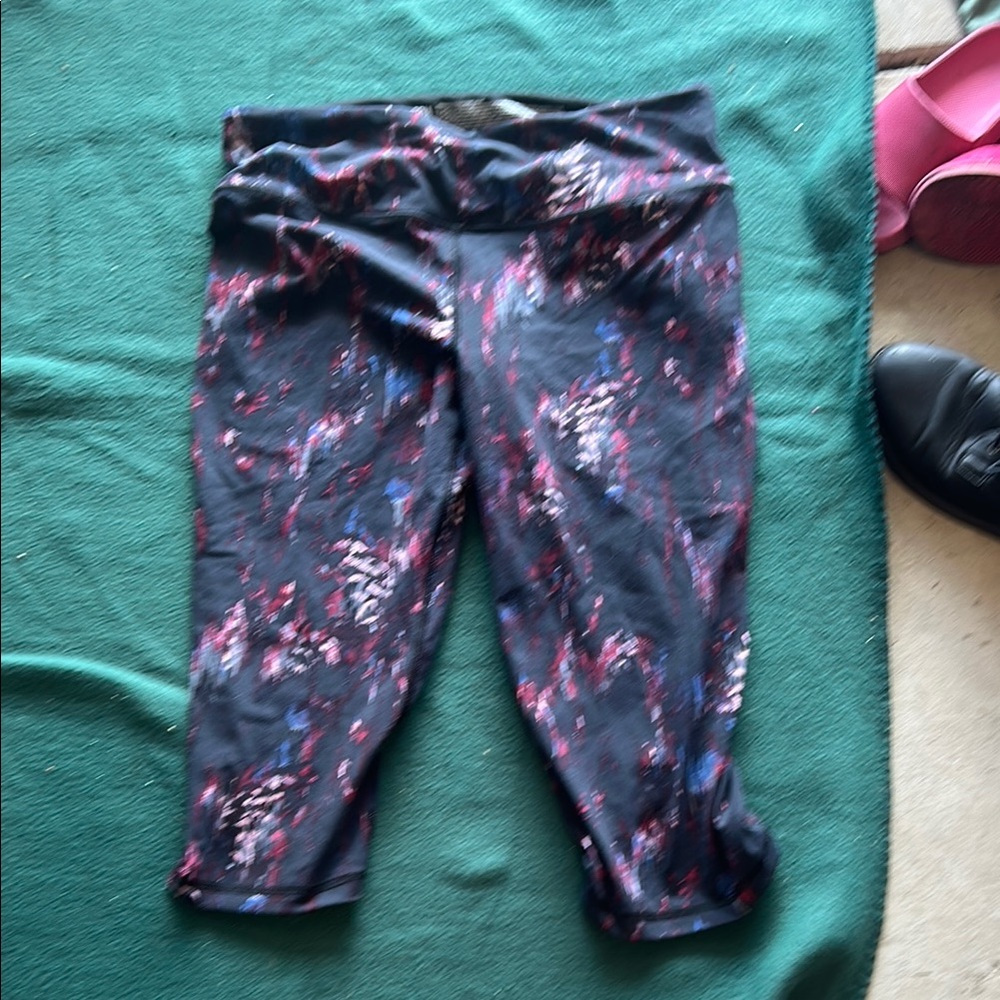 Victoria's Secret Black and Pink Patterned Leggings